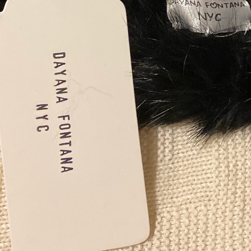 Host Pick ****Fur Gloves 100%Rabbit Fur Mittens - Picture 7 of 8